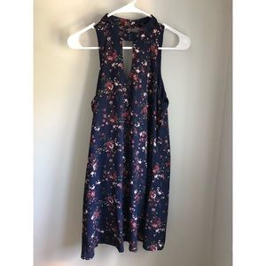 Sleeveless summer dress
